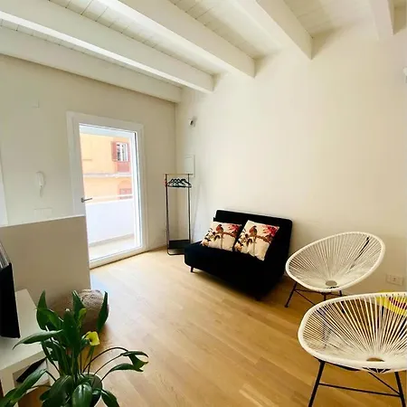 Appartamento Incantevole Con Doppia Terrazza קליארי