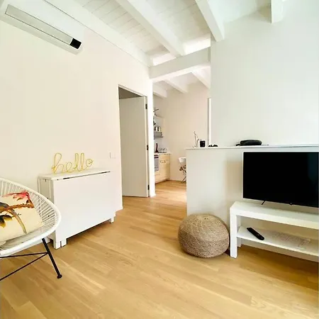 Appartamento Incantevole Con Doppia Terrazza