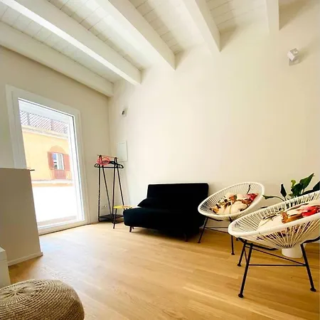 Appartamento Incantevole Con Doppia Terrazza דירה קליארי
